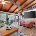 Weekend At Bernie\'S Iii! Hot Tub Pet-Friendly!